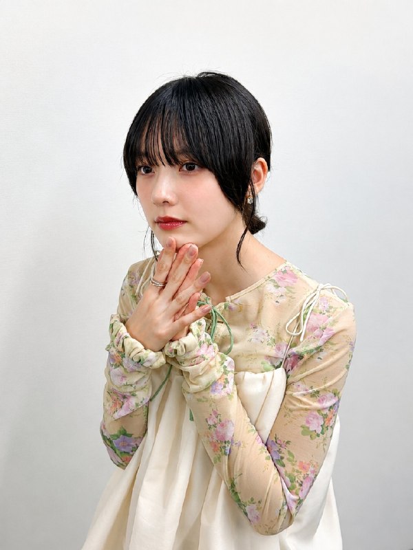 📸 @belleequipe1031 ×3今日は  らしいなるほど、ちゃっぴーが考えるイメージはこんな感じなのね小夏さんが考えてる世界平和に、もしかしたら近いかもボクは最高な推しがファンに笑いかけてくれる日常のイベントがあれば、世界ありがとう！！言っちゃうよね😉自分、チョロいんでww #世界ありがとうの日 #加藤小夏原文 #加藤小夏📸 @belleequipe1031 ×3今日は  らしいなるほど、ちゃっぴーが考えるイメージはこんな感じなのね小夏さんが考えてる世界平和に、もしかしたら近いかもボクは最高な推しがファンに笑いかけてくれる日常のイベントがあれば、世界ありがとう！！言っちゃうよね😉自分、チョロいんでww #世界ありがとうの日 #加藤小夏原文 #加藤小夏