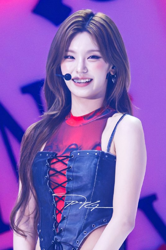 📸 @pjg920 ×4260808 ALL IN, MIDZY 팬미팅    @ITZYofficial #ITZY #있지 #YEJI #예지原文 #黄礼志