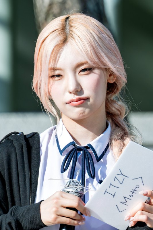 📸 @pjg920 ×4260530 미니팬미팅    @ITZYofficial #ITZY #있지 #YEJI #예지原文 #黄礼志