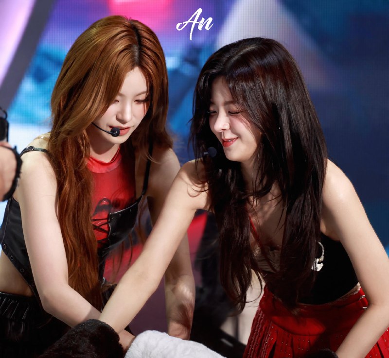 📸 @an_yezy260808Yejisu #ITZY #있지 #YEJI #예지 #LIA #리아原文 #黄礼志