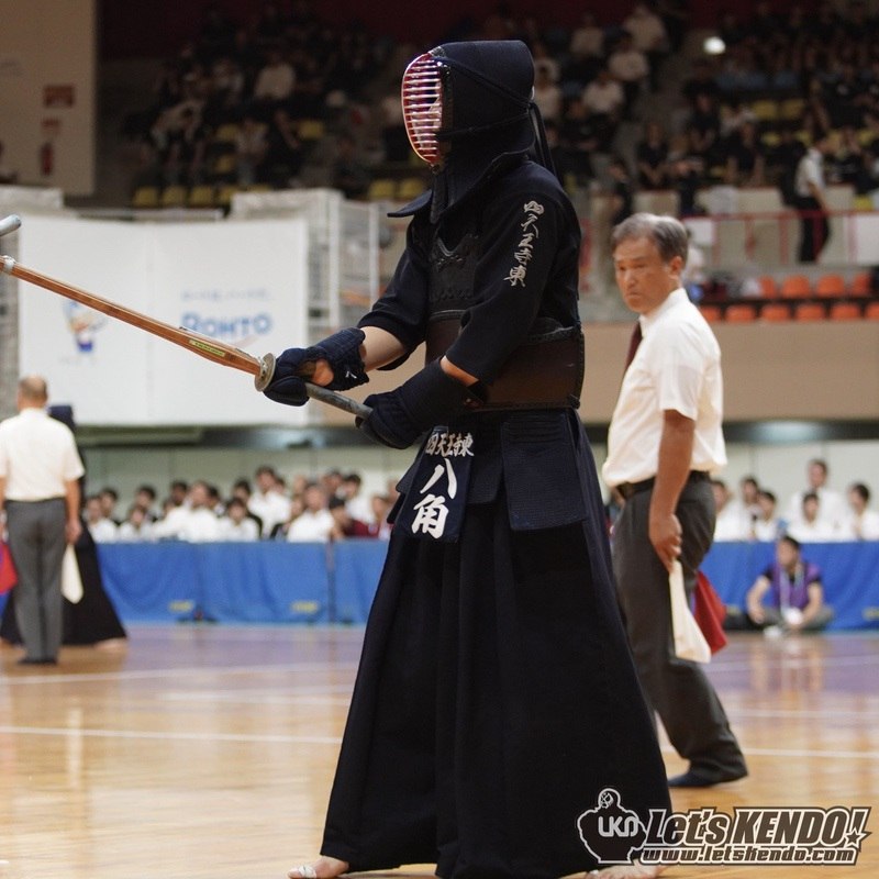 📸 @letskendo ×4奈良インターハイの競技1日目は、女子団体戦ベスト16、男子個人戦ベスト4がそろいました！　本日の結果などはLET'S KENDOに掲載しています〜✋