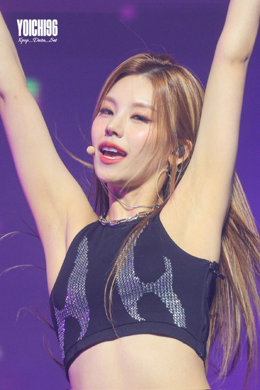 📸 @kpop_data_set ×3230617 Yeji at Lotte Duty Free Family Concert Load in 4K | Full Set in Reply #YEJI #예지 #ITZY #있지原文 #黄礼志📸 @kpop_data_set ×3230617 Yeji at Lotte Duty Free Family Concert Load in 4K | Full Set in Reply #YEJI #예지 #ITZY #있지原文 #黄礼志