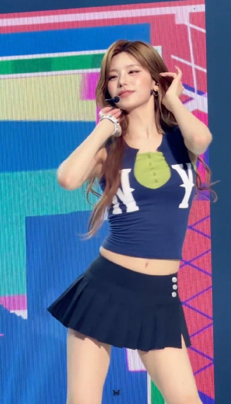 📸 @_imthemafia ×4so cute 🖤好可爱🖤 #YEJI #ITZY原文 #黄礼志
