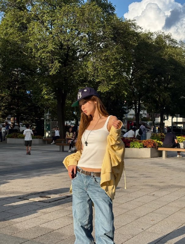 📸 🔍 黄礼志 via @yejigallery ×2yezyizhere instagram update #YEJI原文 #黄礼志