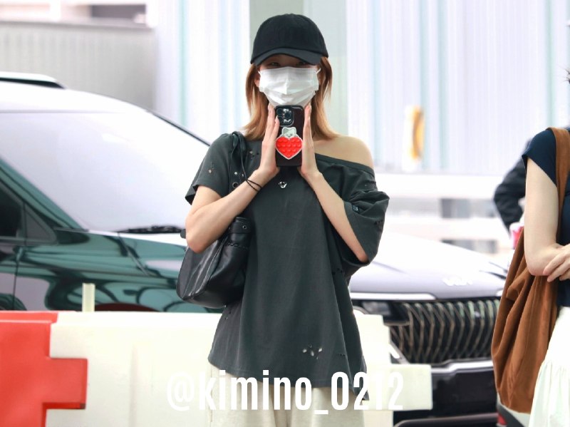 📸 @kimino_0212260801 ICN    믿찌겠다 증말 ㅋㅋ다들 깽이 실리콘 패드 당장 사.260801 ICN    我可以相信，见证哈哈大家赶紧去买一些疯狂的硅胶垫吧