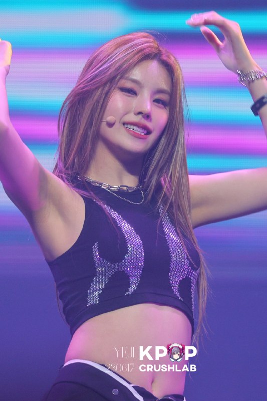 📸 @Starknandesuka6 ×4Kpopcrushlab230617 Yeji at LOTTE DUTY FREE FAMILY CONCERTError 500 (Server Error)!!1500.That’s an error.There was an error. Please try again later.That’s all we know. #YEJI #예지 #イェジ #ITZY #있지 #Kpop #Wallpaper #4K原文 #黄礼志