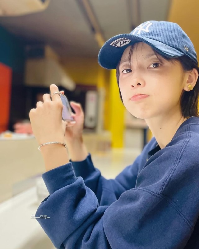 📸 @nisiosazane ×4投票で僅差で勝った口をつぐんだ顔の小夏さんですどれも可愛くて良いですね☺️ #加藤小夏原文 #加藤小夏📸 @nisiosazane ×4投票で僅差で勝った口をつぐんだ顔の小夏さんですどれも可愛くて良いですね☺️ #加藤小夏原文 #加藤小夏