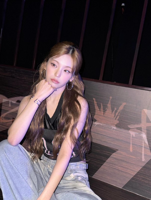 📸 @storingyeji ×2260629 yezyizhere   