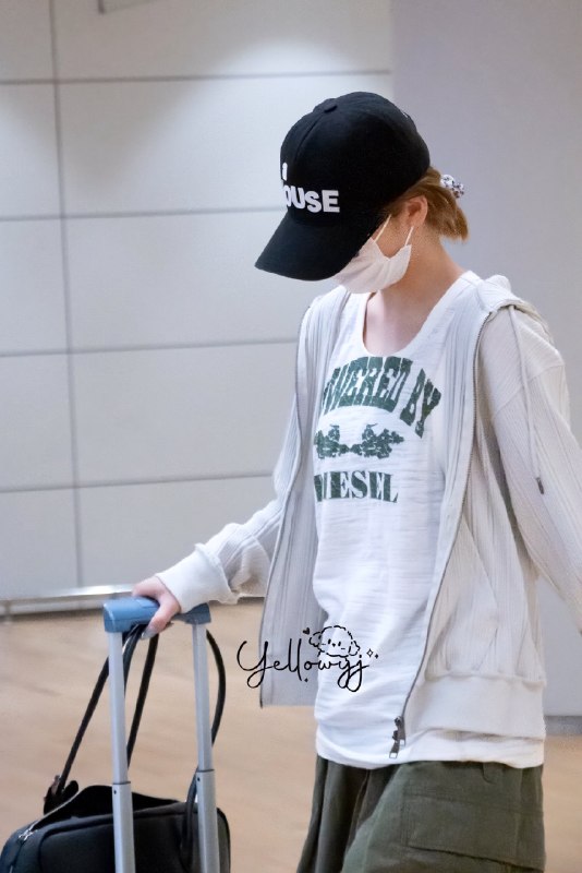 📸 @Yellow_yj0526 ×2260705 ICN 입국    @ITZYofficial #ITZY #있지 #YEJI #예지 #イェジ原文 #黄礼志