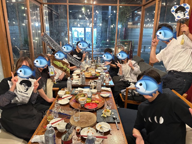 📸 @dyson08_28 ×4初･静岡魚民会でした🙌サカナクション愛を語り、しぞ〜かトークで笑い、一瞬で時間すぎました🥹✨サカナクションで繋がったこの出会いに感謝です🙏🐟サイコーでした✩.*˚新年会2027透明ツアー決起集会も是非‼️ #サカナクション #静岡魚民会原文 #サカナクション