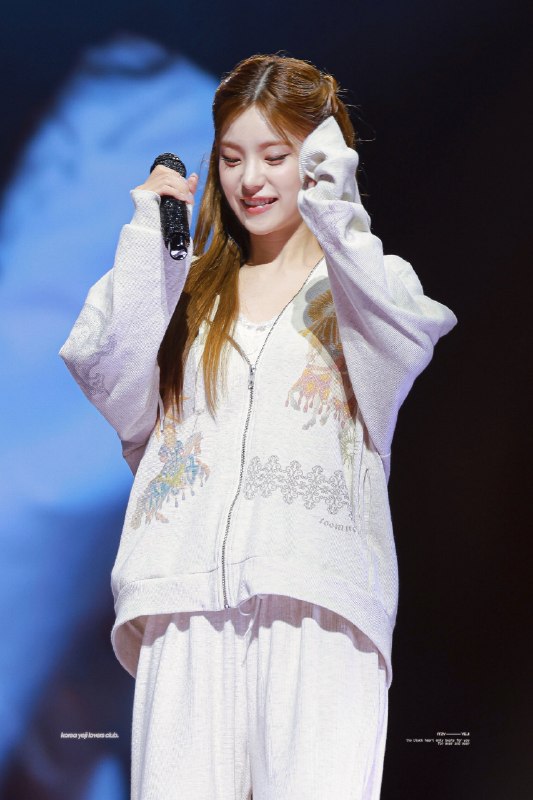 📸 @yejisupporters ×4261003 깜띠기😆🐶 #ITZY #YEJI #예지 #옞덩봤덩原文 #黄礼志