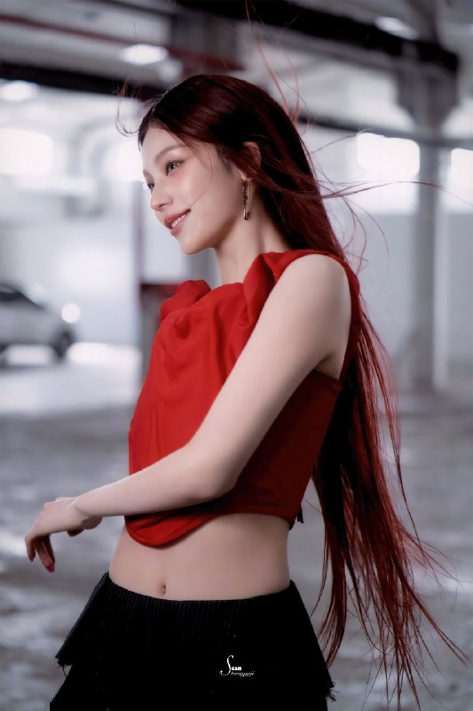 📸 @storingyeji ×4[SCAN] YEJI <AIR> BEHIND PHOTOS (4)[扫描] YEJI <AIR> 照片后面 (4) #예지 #YEJI原文 #黄礼志