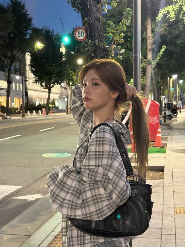 📸 @yejigallery ×4yezyizhere instagram updateError 500 (Server Error)!!1500.That’s an error.There was an error. Please try again later.That’s all we know. #YEJI原文 #黄礼志