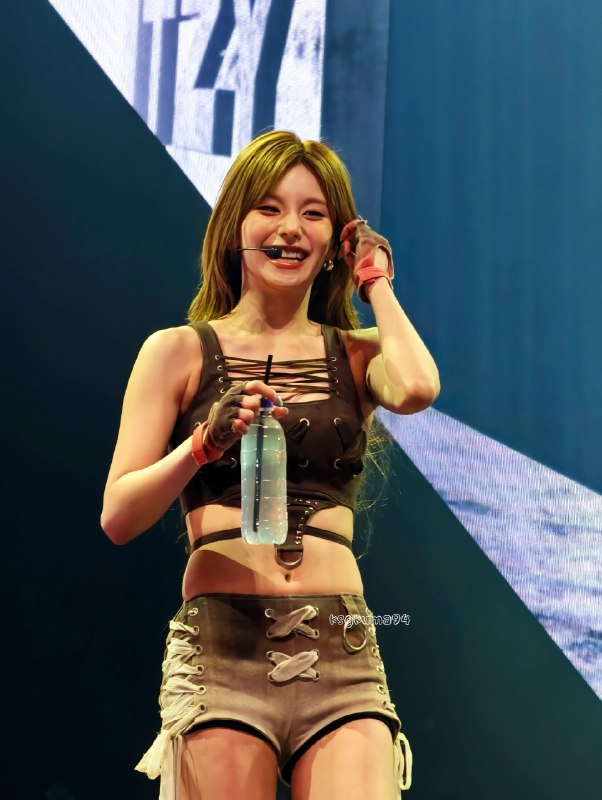 📸 @ksgkuma94260711    @ITZYofficial #예지 #YEJI #있지 #ITZY #ITZY_WORLD_TOUR #ITZY_TUNNELVISION_MANILA #ITZYinManila原文 #黄礼志