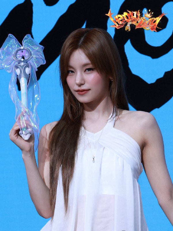 📸 @leoitzyhere0813 ×3260725 KM Taipei Fansign台北簽售我們這些愛打瓦的就這樣：原本是想上台讓咪用這個敲我頭然後我去剪輯一下🤓VALORANT YEJI🖤💋 I give her Evori Dreamwings Wand🪄260725 KM 台北 Fansign 台北签售我们这些爱打瓦的就是这样：到底是想上台敲敲我的头然后去剪辑一下🤓VALORANT YEJI🖤💋 我给了她 Evori Dreamwings 魔杖🪄 #itzy #있지 #YEJI #예지 #黃禮志 #黄礼志原文 #黄礼志📸 @leoitzyhere0813 ×3260725 KM Taipei Fansign台北簽售我們這些愛打瓦的就這樣：原本是想上台讓咪用這個敲我頭然後我去剪輯一下🤓VALORANT YEJI🖤💋 I give her Evori Dreamwings Wand🪄260725 KM 台北 Fansign 台北签售我们这些爱打瓦的就是这样：到底是想上台敲敲我的头然后去剪辑一下🤓VALORANT YEJI🖤💋 我给了她 Evori Dreamwings 魔杖🪄 #itzy #있지 #YEJI #예지 #黃禮志 #黄礼志原文 #黄礼志