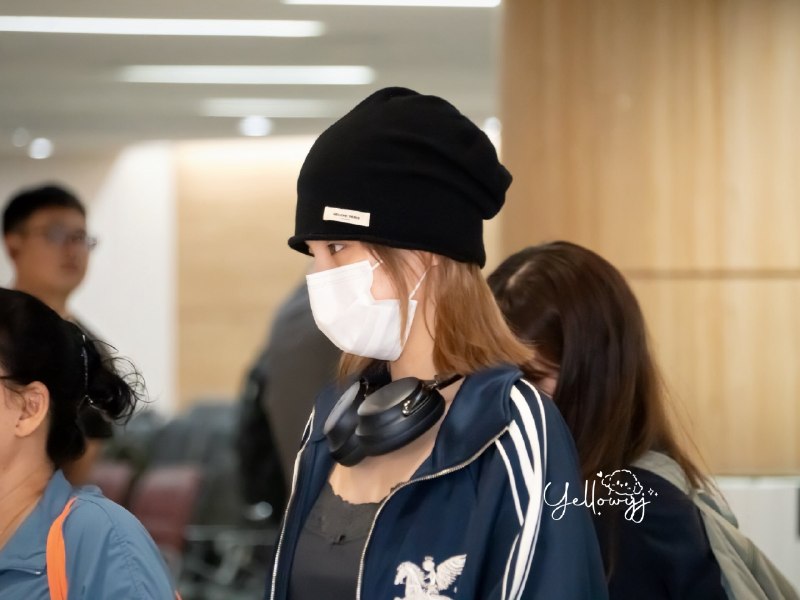 📸 @Yellow_yj0526260612 GMP 출국    @ITZYofficial #ITZY #있지 #YEJI #예지 #イェジ原文 #黄礼志