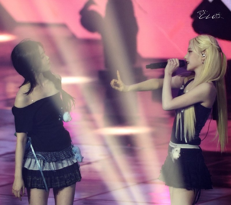 📸 @CL01623829 ×3twin stars双星 #itzy #yeji #RYUJIN原文 #黄礼志