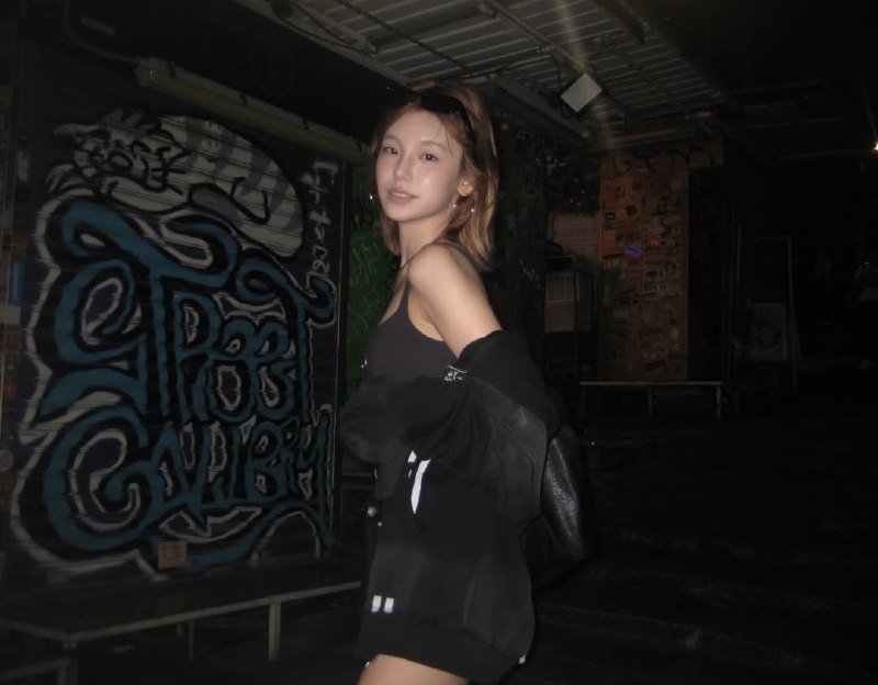 📸 🔍 黄礼志 via @yejigallery ×3yezyizhere instagram update #YEJI原文 #黄礼志📸 🔍 黄礼志 via @yejigallery ×3yezyizhere instagram update #YEJI原文 #黄礼志