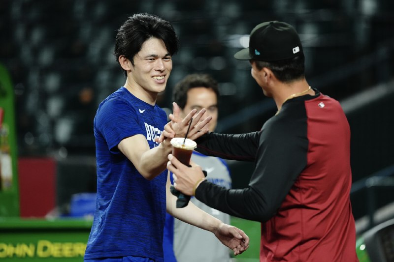 📸 @fullcountmlbc2 ×4×  × Photo by Takashi Kurosawa× × 黑泽隆摄 #ラーズ・ヌートバー #山本由伸 #佐々木朗希 #Dodgers #Dbacks原文 #MLB日本選手