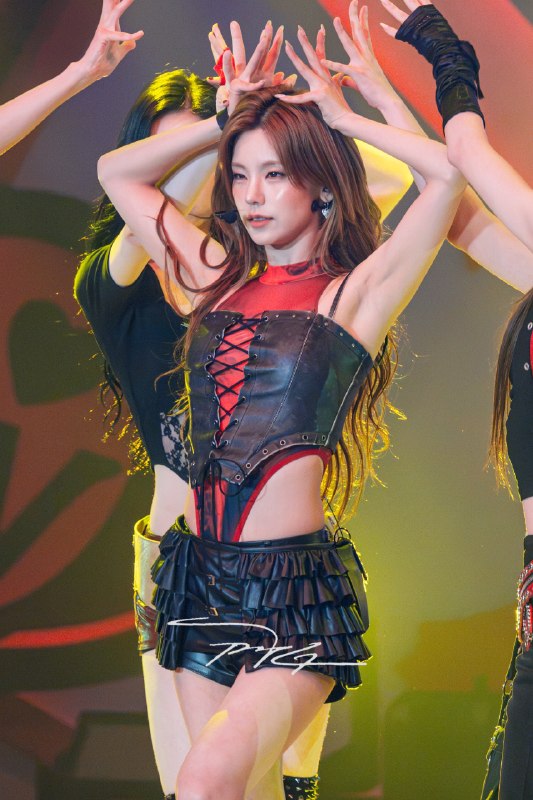 📸 @pjg920 ×4260808 ALL IN, MIDZY 팬미팅    @ITZYofficial #ITZY #있지 #YEJI #예지原文 #黄礼志