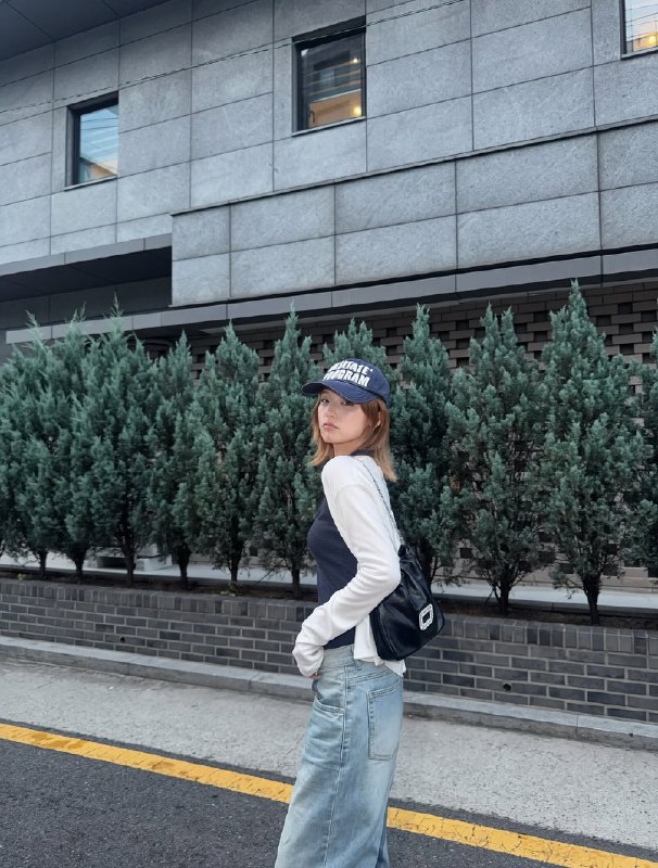 📸 @yejigallery ×2yezyizhere instagram updateyezyizhere Instagram 更新 #YEJI原文 #黄礼志📸 @yejigallery ×2yezyizhere instagram updateyezyizhere Instagram 更新 #YEJI原文 #黄礼志