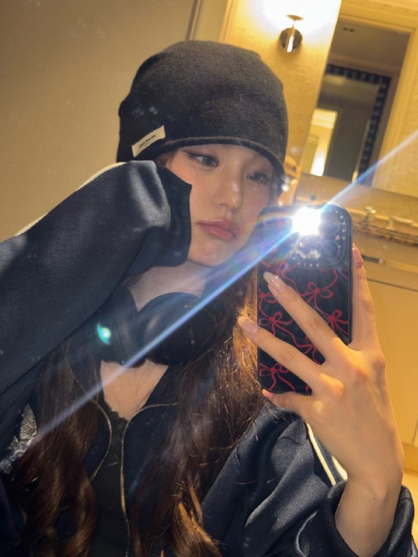 📸 🔍 黄礼志 via @yejigallery ×4yezyizhere instagram update #YEJI原文 #黄礼志📸 🔍 黄礼志 via @yejigallery ×4yezyizhere instagram update #YEJI原文 #黄礼志