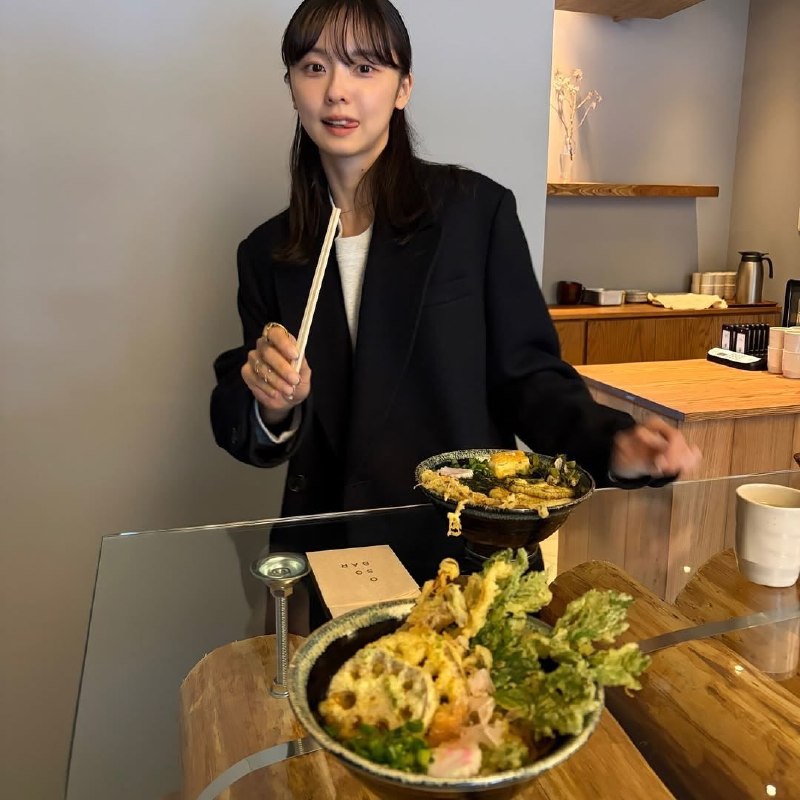 📸 @rIlIHVoqz798429 ×4ご飯 #加藤小夏原文 #加藤小夏