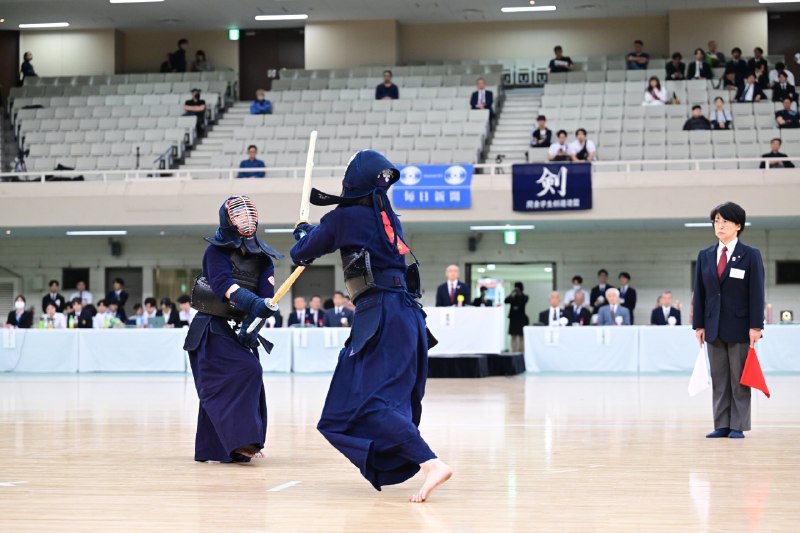 📸 @Kendo_Jidai ×4剣道時代８月号にて第72回関東学生剣道選手権大会、第58回関東女子学生剣道選手権大会のレポートを掲載しています