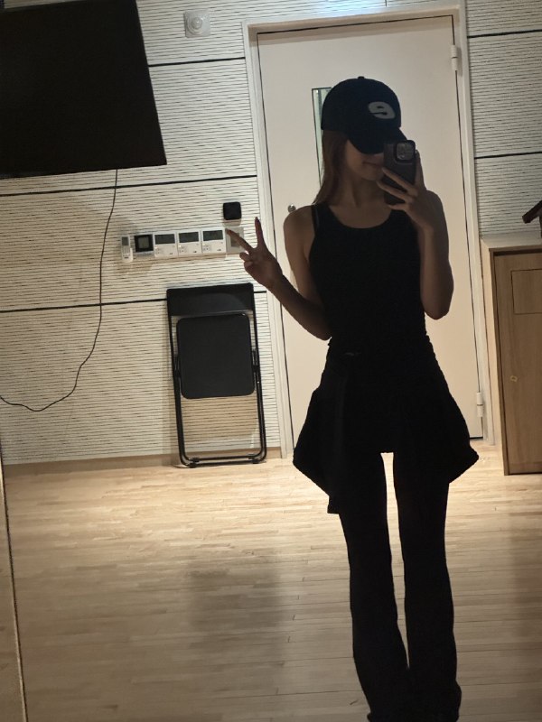 📸 黄礼志 (X)[260722] 8:07PM KST[260722] 晚上 8:07（韩国标准时间）原文 #黄礼志