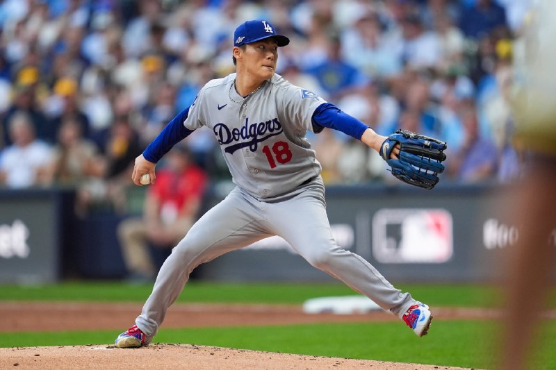 📸 @MLBJapan⚾️  がNLCS第2戦に先発75球を投げ2.2回3失点1奪三振で降板シリーズでの次回登板に期待しましょう #山本由伸 #ポストシーズン2026 #日本人選手情報原文 #MLB日本選手