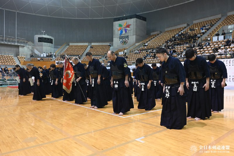 📸 @ajkendof昨日2026年９月13日、ホワイトリング(長野市真島総合スポーツアリーナ)で開催されました第72回 全日本東西対抗剣道大会の「大会写真（1007枚）」を公式Flickrへアップしました