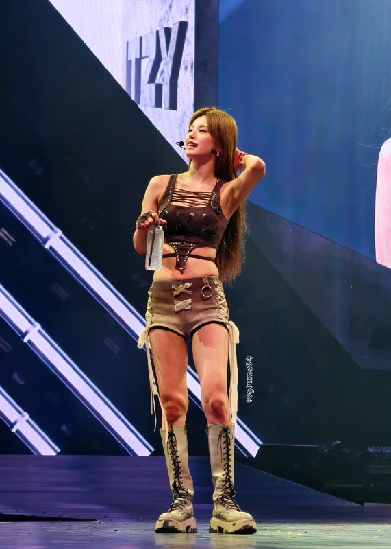 📸 @ksgkuma94260711   @ITZYofficial #예지 #YEJI #있지 #ITZY #ITZY_WORLD_TOUR #ITZY_TUNNELVISION_MANILA #ITZYinManila原文 #黄礼志