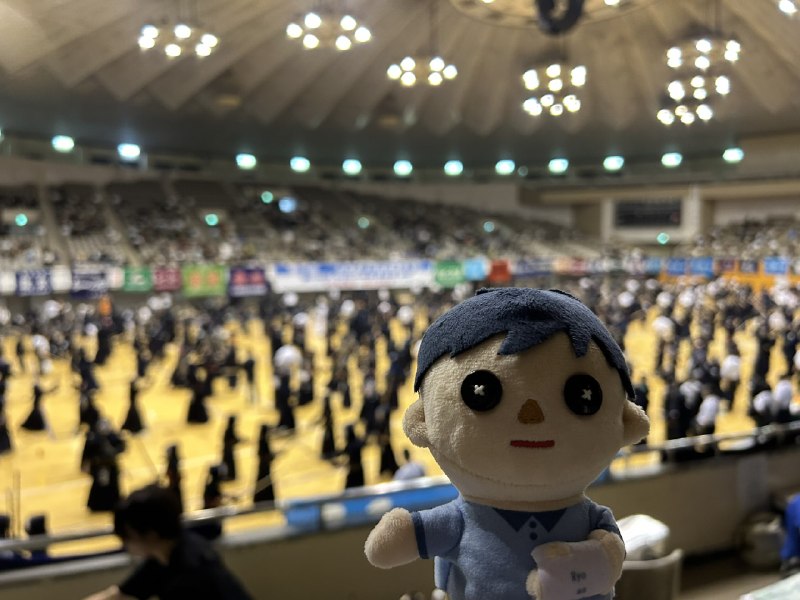 📸 @Tomo710Yu121 ×2おは亮ございます💙剣道全道大会に亮エヴァンくんも応援に駆けつけました🤣剣道の先輩やし🤣私は全道にDEHを宣伝NOW🤣みんな頑張亮💙 #吉沢亮 #DEH #剣道原文 #剣道📸 @Tomo710Yu121 ×2おは亮ございます💙剣道全道大会に亮エヴァンくんも応援に駆けつけました🤣剣道の先輩やし🤣私は全道にDEHを宣伝NOW🤣みんな頑張亮💙 #吉沢亮 #DEH #剣道原文 #剣道