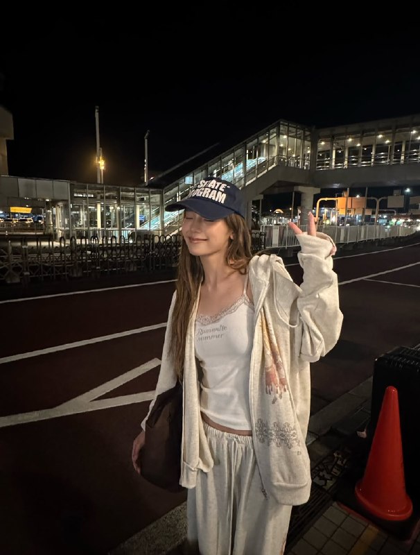 📸 🔍 黄礼志 via @yejigallery ×3yezyizhere instagram update🎵 Jennie - Fallen AngelError 500 (Server Error)!!1500.That’s an error.There was an error. Please try again later.That’s all we know. #YEJI原文 #黄礼志