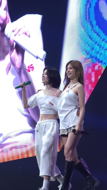 📸 @mt9itzy5jpn🌷1761日 #毎日テントン #ITZY #YEJI #RYUJIN #RYEJI #땡덩 #叮咚原文 #黄礼志