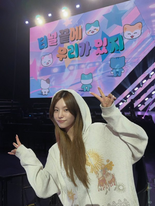 📸 🔍 黄礼志 via @yejigallery ×4yezyizhere instagram update #YEJI原文 #黄礼志