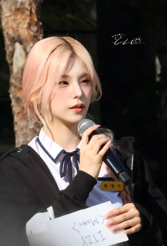 📸 @CL01623829 ×3end3.0 See you at next year's FM！ #itzy #yeji #있지 #예지原文 #黄礼志📸 @CL01623829 ×3end3.0 See you at next year's FM！ #itzy #yeji #있지 #예지原文 #黄礼志