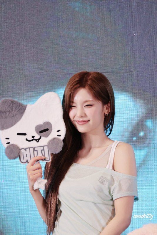 📸 @cocnkitty ×2260719 MS2.0shanghai一比一复制😼 #예지 #YEJI #있지 #ITZY原文 #黄礼志📸 @cocnkitty ×2260719 MS2.0shanghai一比一复制😼 #예지 #YEJI #있지 #ITZY原文 #黄礼志