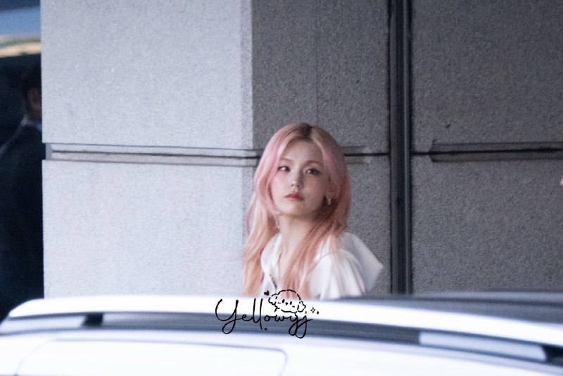 📸 @Yellow_yj0526 ×4260529 KBS 생방송 퇴근    @ITZYofficial #ITZY #있지 #YEJI #예지 #イェジ原文 #黄礼志📸 @Yellow_yj0526 ×4260529 KBS 생방송 퇴근    @ITZYofficial #ITZY #있지 #YEJI #예지 #イェジ原文 #黄礼志