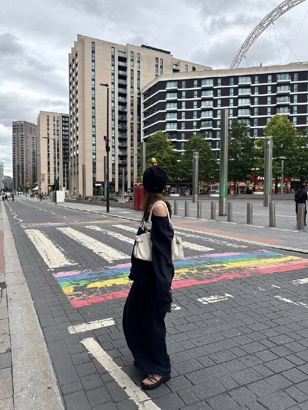 📸 🔍 黄礼志 via @yejigallery ×4yezyizhere instagram updateError 500 (Server Error)!!1500.That’s an error.There was an error. Please try again later.That’s all we know. #YEJI原文 #黄礼志