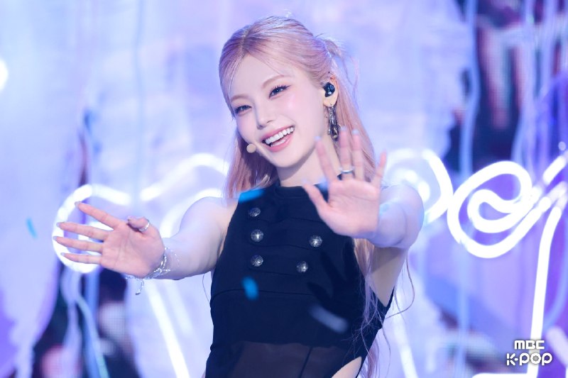 📸 @storingyeji ×4260523 음중 현장포토260523 音乐现场照片 #예지 #YEJI原文 #黄礼志📸 @storingyeji ×4260523 음중 현장포토260523 音乐现场照片 #예지 #YEJI原文 #黄礼志
