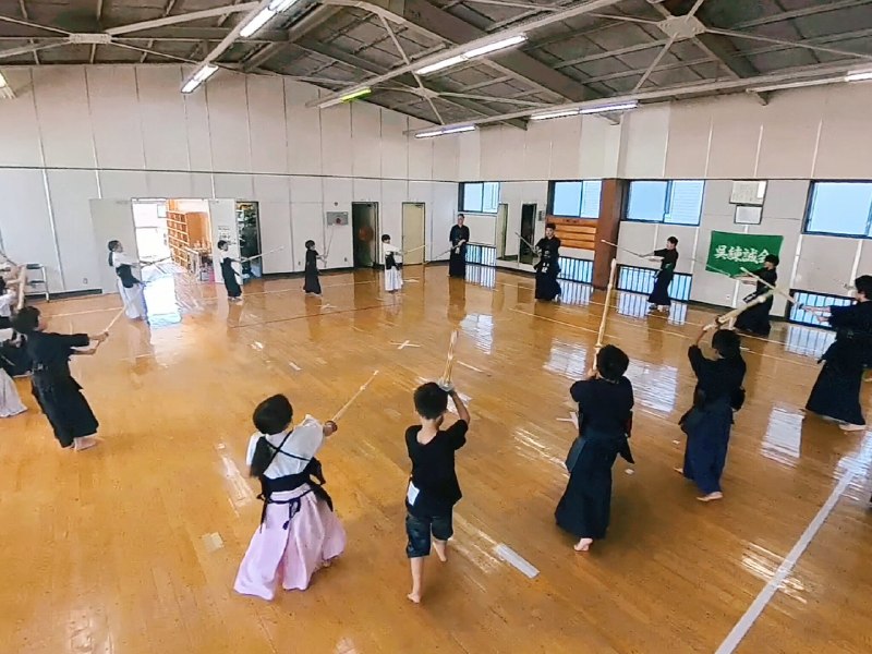 📸 @kurerenseikai ×48月22日(土)練誠会大会に向けて、試合の練習をはじめました