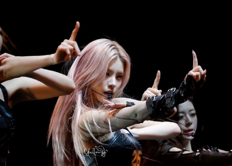 📸 @Yellow_yj0526 #YEJI ×3260417 ITZY 3rd World Tour in MelbourneGirls Will Be Girls    @ITZYofficial260417 ITZY第三次世界巡回演唱会墨尔本站女孩将是女孩    @ITZY官方 #ITZY #있지 #YEJI #예지 #イェジ原文 #黄礼志📸 @Yellow_yj0526 #YEJI ×3260417 ITZY 3rd World Tour in MelbourneGirls Will Be Girls    @ITZYofficial260417 ITZY第三次世界巡回演唱会墨尔本站女孩将是女孩    @ITZY官方 #ITZY #있지 #YEJI #예지 #イェジ原文 #黄礼志
