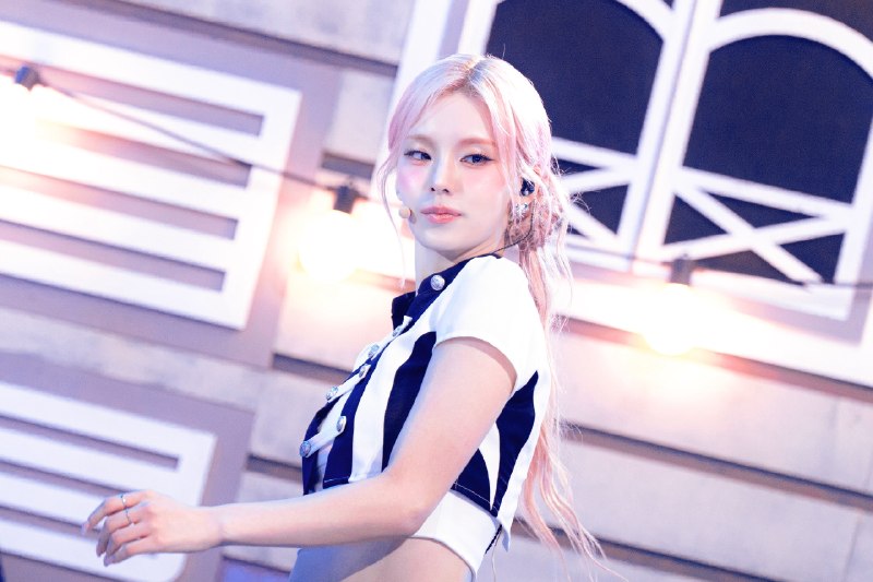 📸 @storingyeji ×3260524 인가 현장포토260524 已批准现场照片 #예지 #YEJI原文 #黄礼志📸 @storingyeji ×3260524 인가 현장포토260524 已批准现场照片 #예지 #YEJI原文 #黄礼志