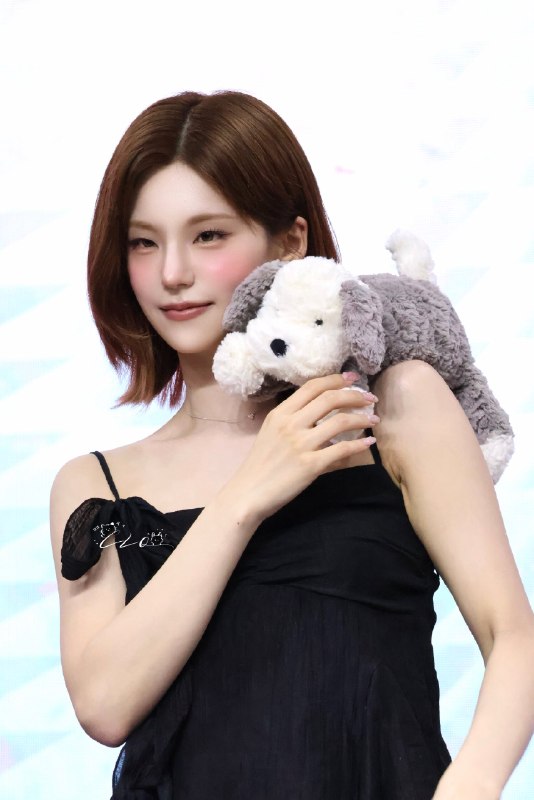 📸 @CL01623829 ×4💤 #itzy #있지 #yeji #예지原文 #黄礼志