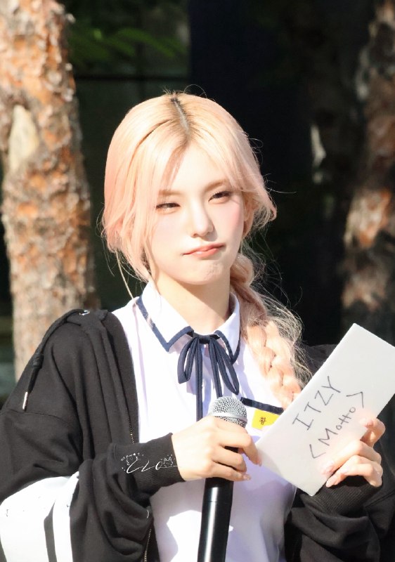 📸 @CL01623829 ×4Your name is the password of my mind💓 #itzy #yeji #있지 #예지原文 #黄礼志📸 @CL01623829 ×4Your name is the password of my mind💓 #itzy #yeji #있지 #예지原文 #黄礼志