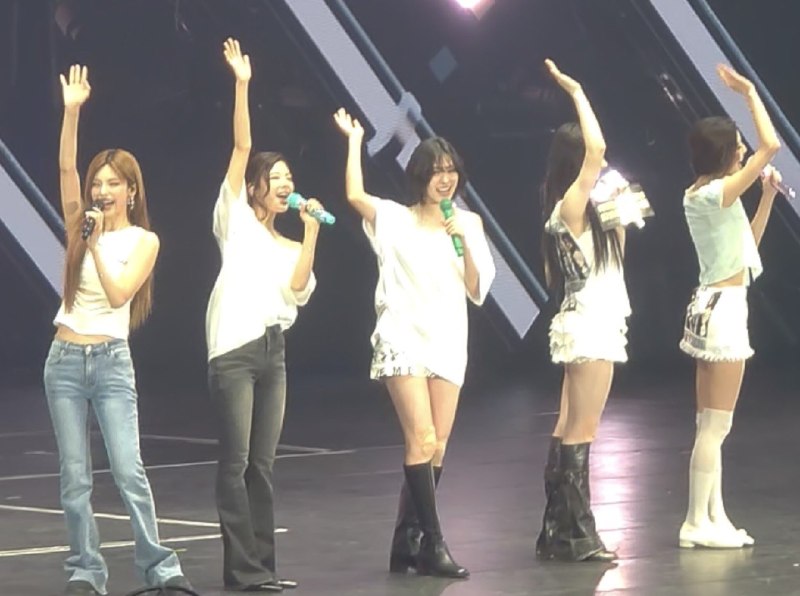 📸 @smallpig923 ×2ITZY MIDZY 날자今天畫5女孩     ￼ #YEJI #LIA #RYUJIN #CHAERYEONG #YUNA原文 #黄礼志📸 @smallpig923 ×2ITZY MIDZY 날자今天畫5女孩     ￼ #YEJI #LIA #RYUJIN #CHAERYEONG #YUNA原文 #黄礼志