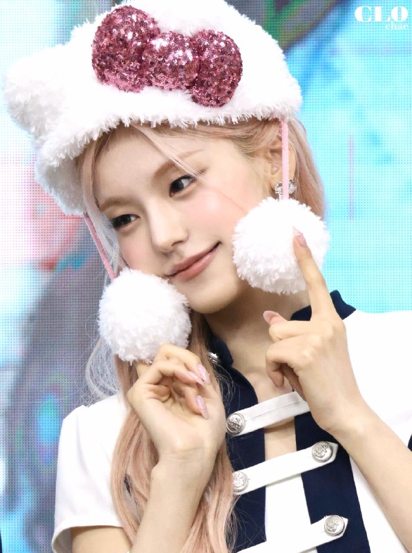 📸 @CL01623829 ×4：(°▽°)... #itzy #yeji #있지 #예지原文 #黄礼志