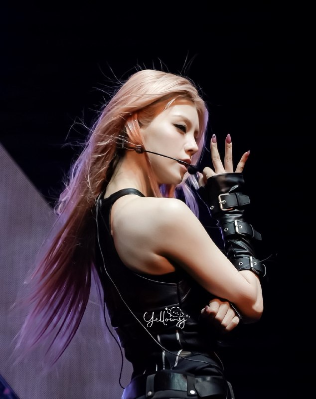 📸 @Yellow_yj0526 #YEJI ×3260417 ITZY 3rd World Tour in MelbourneGirls Will Be Girls    @ITZYofficial260417 ITZY第三次世界巡回演唱会墨尔本站女孩将是女孩    @ITZY官方 #ITZY #있지 #YEJI #예지 #イェジ原文 #黄礼志📸 @Yellow_yj0526 #YEJI ×3260417 ITZY 3rd World Tour in MelbourneGirls Will Be Girls    @ITZYofficial260417 ITZY第三次世界巡回演唱会墨尔本站女孩将是女孩    @ITZY官方 #ITZY #있지 #YEJI #예지 #イェジ原文 #黄礼志
