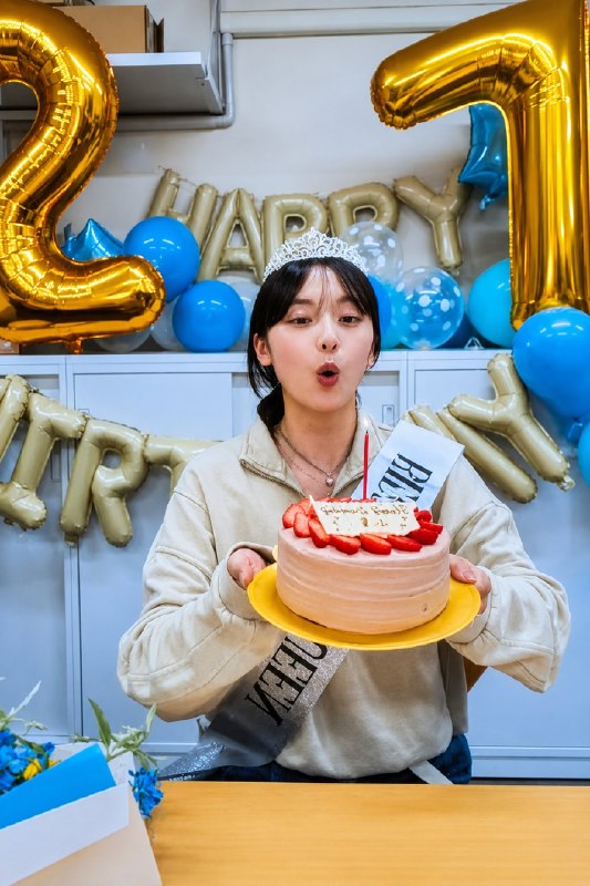 📸 @belleequipe1031 ×36/26のインスタライブ〜こなぴ27歳になりました〜21じゃないって特製チョコケーキ🎂THE DAYで乾杯浮かれポンチwスクショタイムなんかないお行儀待ち受けアワードTHE DAY30秒動画へGo！帰らぬbotたちおリップタイムファミ通 SHf Voice Actor賞情報解禁の兆し誠実に前向きに #加藤小夏原文 #加藤小夏📸 @belleequipe1031 ×36/26のインスタライブ〜こなぴ27歳になりました〜21じゃないって特製チョコケーキ🎂THE DAYで乾杯浮かれポンチwスクショタイムなんかないお行儀待ち受けアワードTHE DAY30秒動画へGo！帰らぬbotたちおリップタイムファミ通 SHf Voice Actor賞情報解禁の兆し誠実に前向きに #加藤小夏原文 #加藤小夏